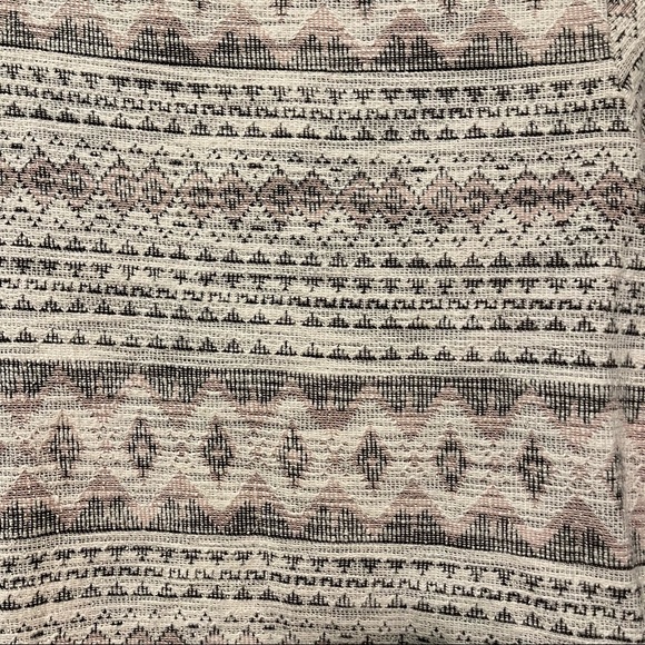 H&M size small pink, white, and black geometric print sweater! - Picture 3 of 6